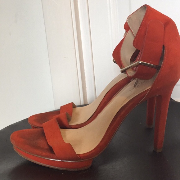 CALVIN KLEIN orange “Vivian” ankle strap heels 5 - Picture 2 of 4